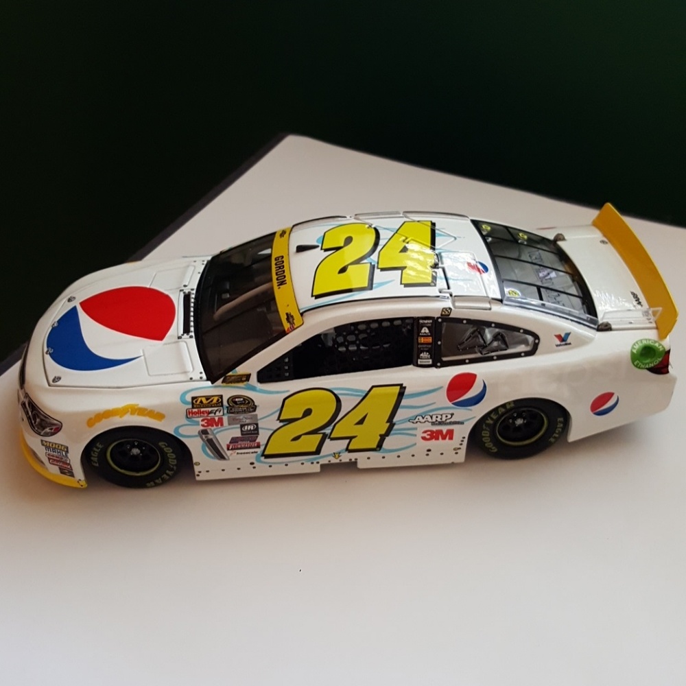 Jeff Gordon Pepsi JG Store Exclusive Pearl Finish